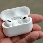 Apple AirPods PRO 2 with MagSafe Charging Case (USB-C) - imagine 2