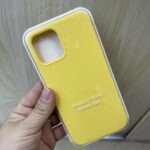 Silicone Case With Microfiber iPhone - imagine 13