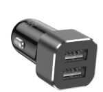 HOCO DZ8 double ported car charger - imagine 2