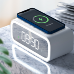 Wiwu Wi-W015 2 in 1 wireless charger& alarm - imagine 7