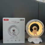 XO OZ12 Spaceman Tri-color Night Light Pat Light 1200mAh