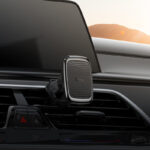 HOCO CA106 Air outlet magnetic car holder - imagine 6