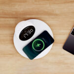 Wiwu Wi-W017 Wireless charger& Clock& Bluetooth speaker
